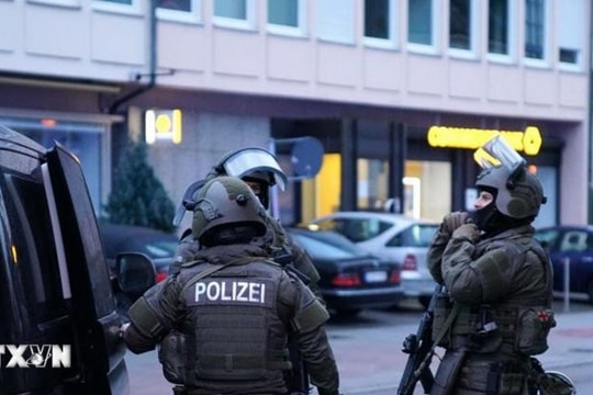 Cảnh sát Đức tiêu diệt đối tượng dùng súng đe dọa người đi đường ở Berlin