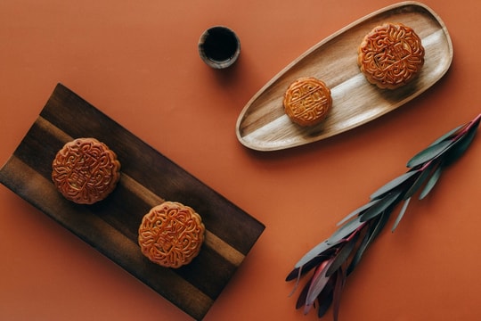 Những người không nên ăn bánh trung thu