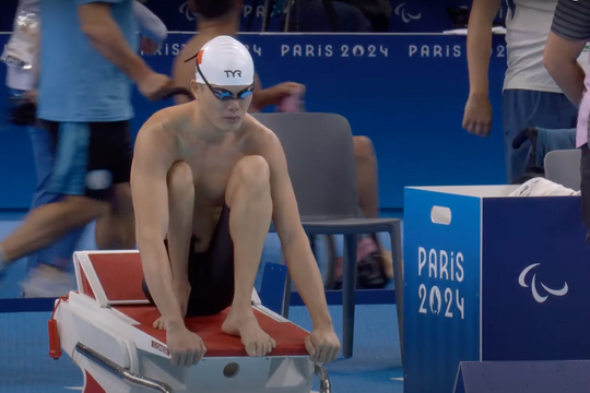 Hai kình ngư Việt Nam lọt top 5 bơi Paralympic 2024