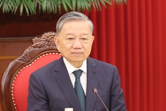 Tổng Bí thư, Chủ tịch nước điện đàm với Tổng thống Hàn Quốc và Thủ tướng Nhật Bản