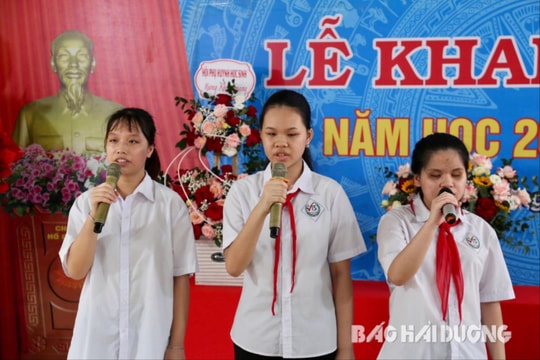 Lễ khai giảng không tiếng trống trường của học sinh khiếm thị ở Hải Dương
