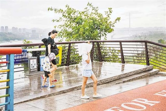 TP Trùng Khánh (Trung Quốc) bắn 31 tên lửa làm mưa nhân tạo