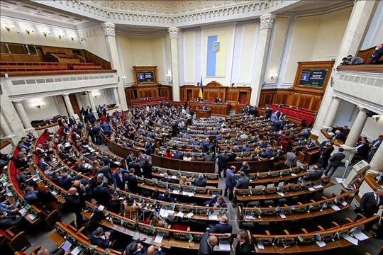 Quốc hội Ukraine phê chuẩn 9 thành viên Nội các mới