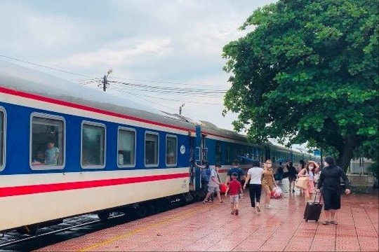 Hủy 12 chuyến tàu để tránh siêu bão số 3, tuyến Hà Nội - Hải Phòng có 6 chuyến