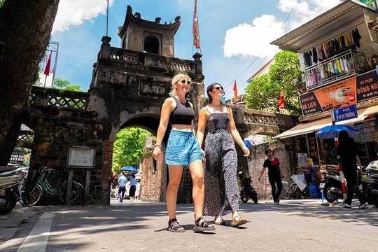 Báo Tây gợi ý "bí kíp" tận hưởng trọn vẹn ẩm thực và văn hóa Hà Nội trong 48 giờ