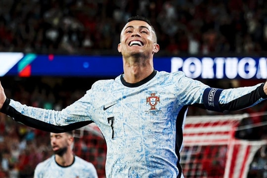 Ronaldo ghi bàn thắng lịch sử, Bồ Đào Nha hạ Croatia