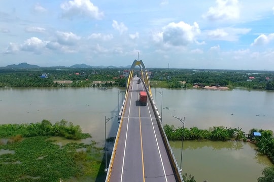Trường hợp khẩn cấp sẽ cấm di chuyển qua cầu Quang Thanh (Thanh Hà) để bảo đảm an toàn
