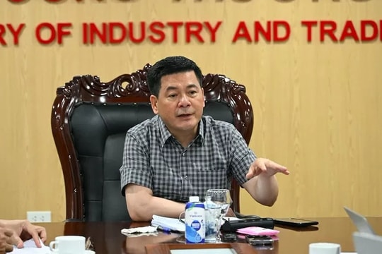Bảo đảm điện, xăng dầu và nguồn cung hàng thiết yếu