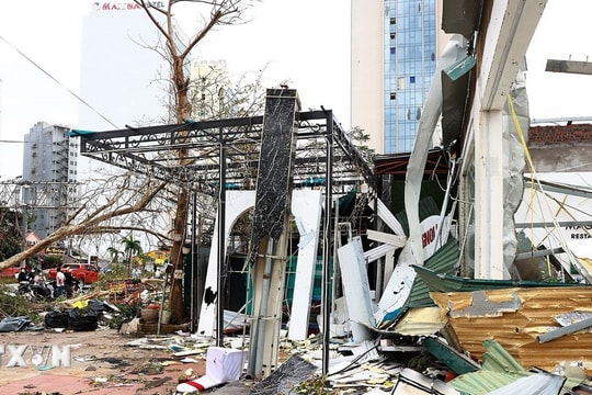 Tổng Bí thư, Chủ tịch nước Tô Lâm thăm hỏi đồng bào, chiến sĩ bị ảnh hưởng bởi bão số 3