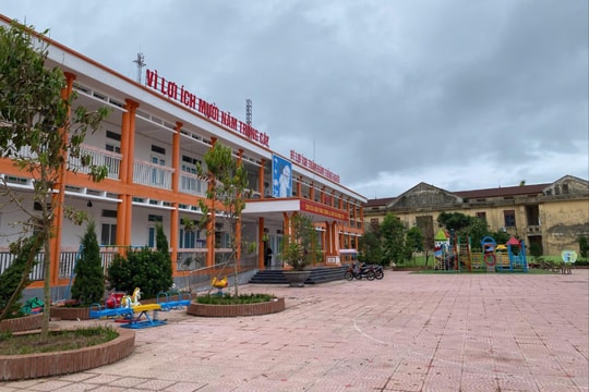 Mất điện, nước, 77 trường mầm non ở Hải Dương tiếp tục cho trẻ nghỉ học