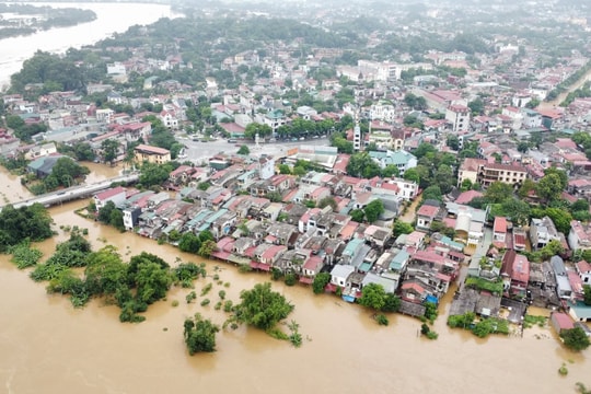 Lũ trên sông Thao tại Yên Bái tiếp tục duy trì trên mức lịch sử