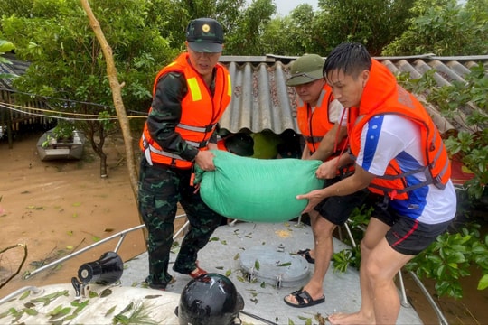 Nhiều đơn vị của Quân khu 3 hỗ trợ Hải Dương khắc phục hậu quả bão số 3