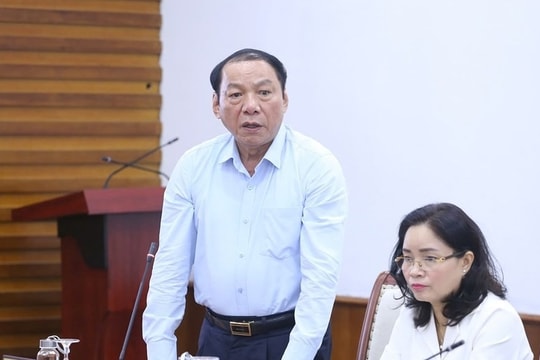 Bộ Văn hóa, Thể thao và Du lịch yêu cầu tạm dừng các hoạt động vui chơi, giải trí, du lịch