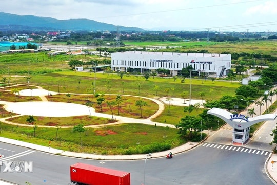 Dự án đầu tư kết cấu hạ tầng khu công nghiệp Hưng Phú (Thái Bình) phải có phương án thiết kế xây dựng không ảnh hưởng đến an toàn đê