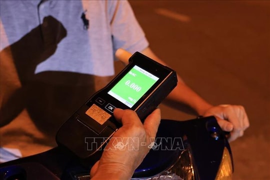 Xử lý nghiêm cán bộ, chiến sĩ lực lượng vũ trang vi phạm quy định về nồng độ cồn