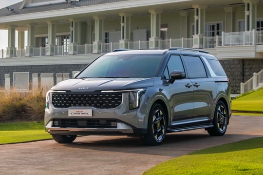 Kia Carnival 2024 giá từ 1,299 tỷ đồng tại Việt Nam