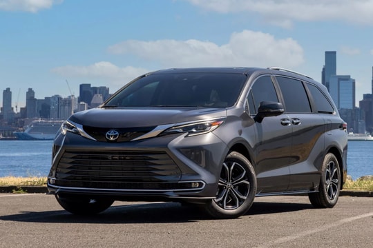 Ô tô Toyota tự gọi điện cho tài xế nếu trẻ em bị bỏ quên trên xe