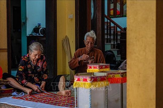 Lập Hội đồng Nhà nước xét tặng danh hiệu Nghệ nhân Nhân dân, Nghệ nhân Ưu tú nghề thủ công mỹ nghệ