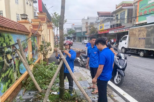 Tuổi trẻ Bình Giang hưởng ứng Chiến dịch làm cho thế giới sạch hơn và ra quân "Ngày chủ nhật xanh"