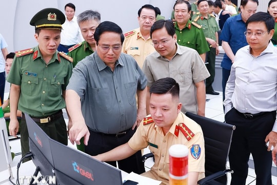 Thủ tướng Phạm Minh Chính: Mỗi tỉnh, thành phố an toàn giao thông thì cả nước an toàn giao thông