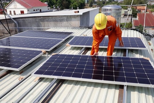 Điện mặt trời mái nhà không dùng hết được bán lên lưới không quá 20% công suất