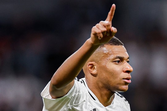 Mbappe lập công, Real Madrid thắng hú vía