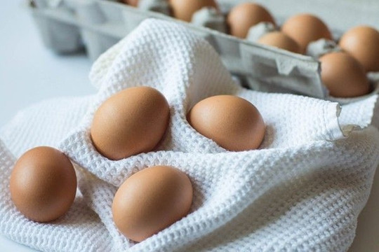 Siêu thị Trung Quốc tặng trứng khuyến mãi khiến khách hàng chết vì chen nhau