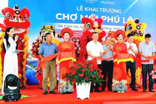Khai trương chợ Phú Lộc mới, đóng cửa chợ cũ từ 8/10