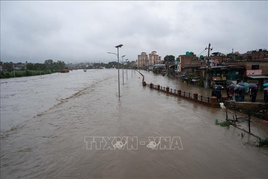 Lũ lụt và lở đất khiến 28 người thiệt mạng và mất tích ở Nepal