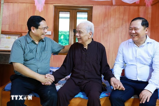 Tiếp tục lan tỏa phong trào chung tay xóa nhà tạm, nhà dột nát