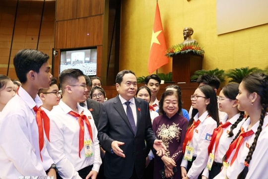 Chủ tịch Quốc hội Trần Thanh Mẫn: Xây dựng thế hệ tương lai của đất nước phát triển toàn diện