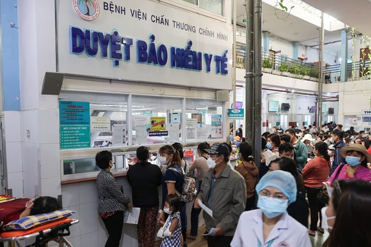 Cử tri kiến nghị giảm mức đóng bảo hiểm y tế