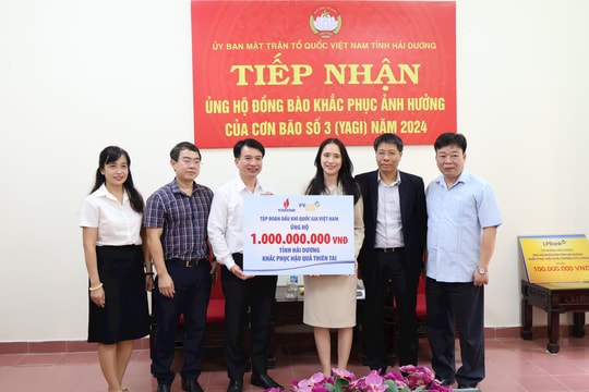 Thêm 1,1 tỷ đồng ủng hộ vào Quỹ Cứu trợ tỉnh Hải Dương