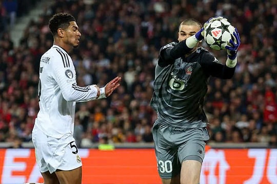 Real Madrid bất ngờ thua sốc trước Lille tại Champions League