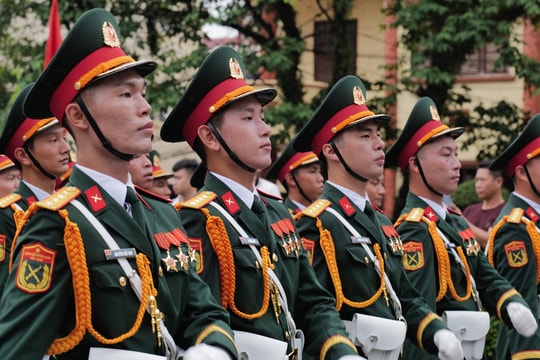 Đề xuất nâng hạn tuổi phục vụ của sĩ quan quân đội
