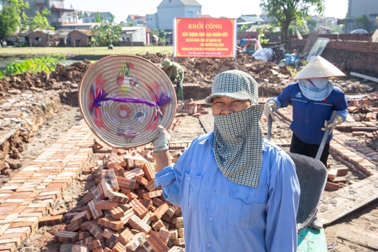 Gia đình ở Thái Tân (Nam Sách) có 7 người phải đi ở nhờ sau bão đã được xây nhà mới