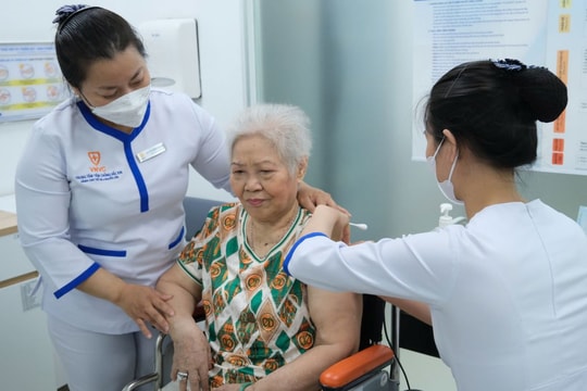 Lần đầu tiên Việt Nam triển khai tiêm vaccine phòng bệnh zona thần kinh