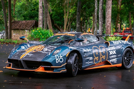 Siêu xe Pagani Huayra giá hơn 123 tỷ đồng đẳng cấp hơn "thần gió" của Minh Nhựa?