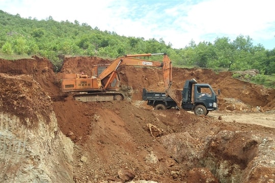 Cho phép Công ty Sản xuất vật liệu xây dựng Chí Linh thăm dò khoáng sản núi Trại Tường