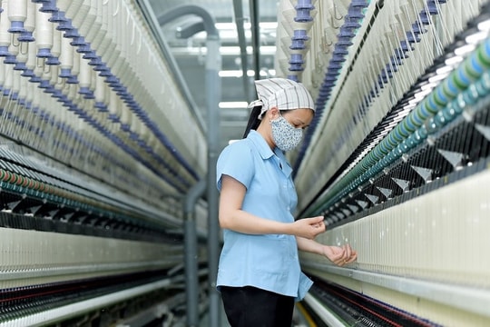 GDP quý III cả nước tăng 7,4%