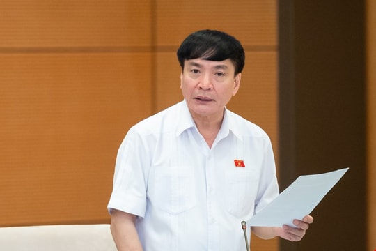 Công bố nghị quyết sáp nhập huyện, xã của 13 tỉnh, thành phố