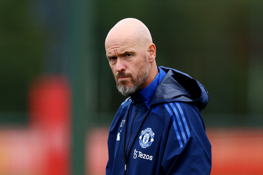 Ban lãnh đạo Man Utd họp khẩn suốt 7 tiếng, chưa sa thải huấn luyện viên Erik Ten Hag