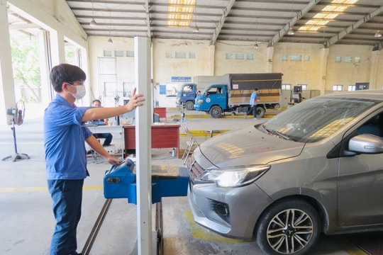 Không lo ùn tắc khi đăng kiểm dịp cuối năm