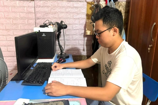 Trò giỏi trường chuyên Nguyễn Trãi nhà nghèo, sống một mình trong căn nhà thuê