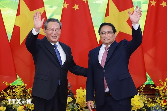 Thủ tướng Phạm Minh Chính hội đàm với Thủ tướng Quốc vụ viện Trung Quốc Lý Cường