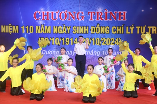 Kỷ niệm 110 năm ngày sinh anh hùng Lý Tự Trọng