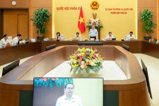 Ủy ban Thường vụ Quốc hội cho ý kiến về việc chuẩn bị Kỳ họp thứ 8
