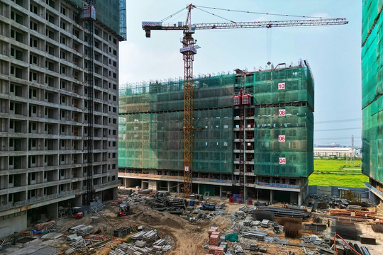 Bộ Xây dựng thông tin việc thiếu nhà ở xã hội trong khi nhiều dự án bỏ hoang