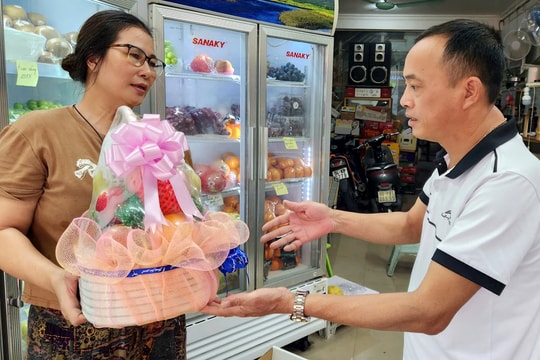 Quà tặng gì cho chị em Ngày Phụ nữ Việt Nam?