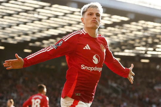 Hạ Brentford, Man Utd ngắt mạch 5 trận toàn hòa và thua
